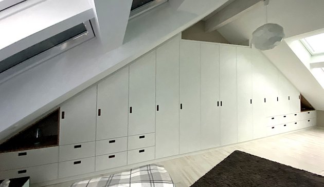 Dachschrägen - Einbauschrank - Groß