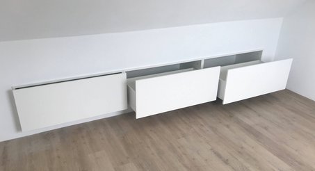 Dachschrägen Staurraum - geöffnet