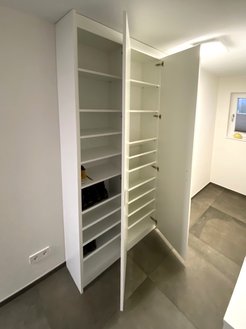 Garderobe - Schrank - Weiß matt