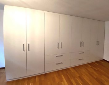 Kleiderschrank - groß - 8 Türen